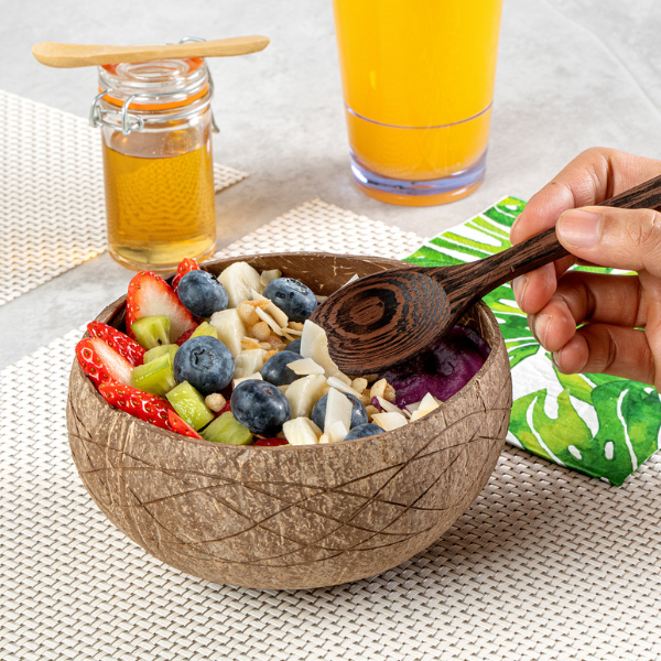 Coconut bowl with smoothie