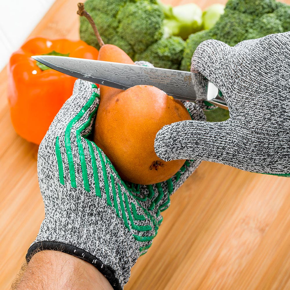 cutting fruit with cut-resistant gloves